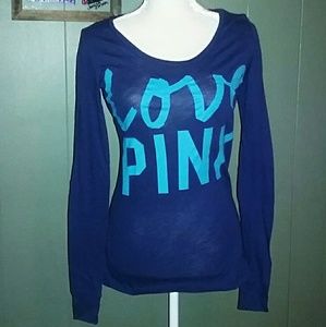 💥SALE💥PINK vs 💕 Long Sleeve Tee